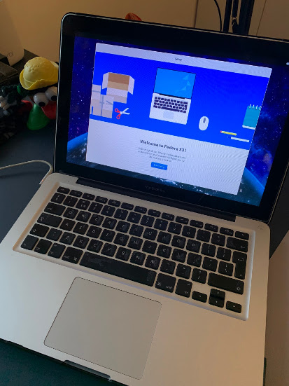 MacBook Pro booting into Fedora MacBook Pro 启动到 Fedora