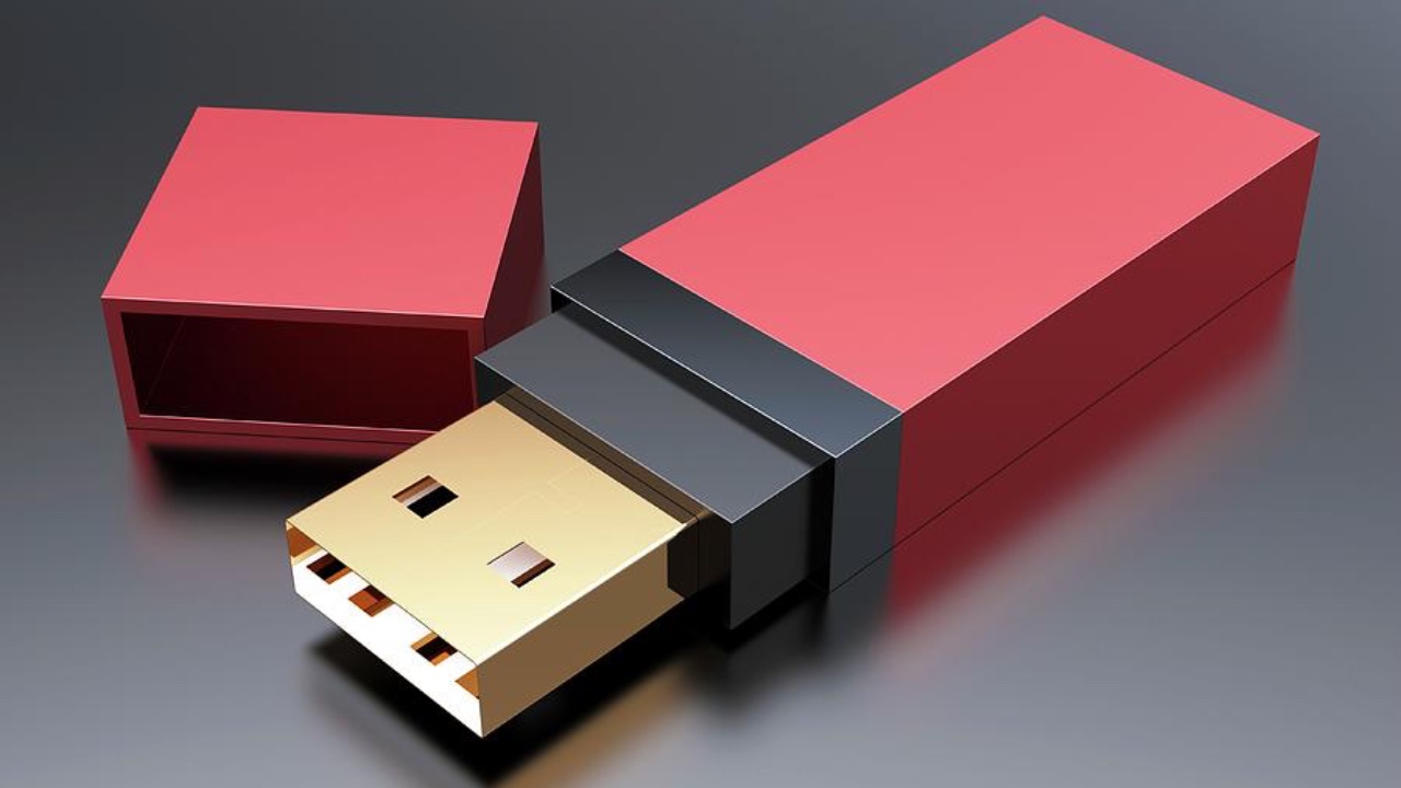 Linux keys on the keyboard for a desktop computer