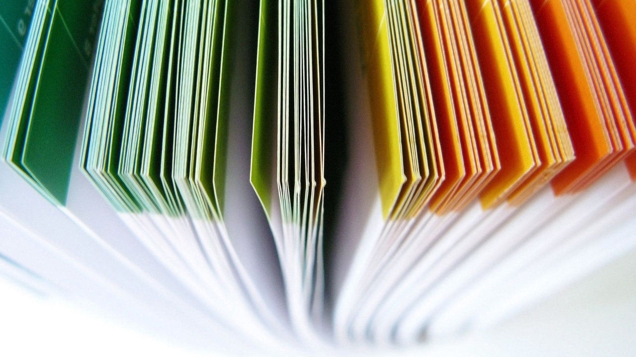 Text editor on a browser, in blue